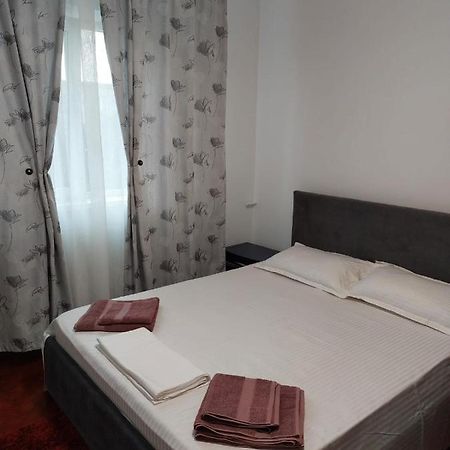 Апартаменти Apartamentdecebal Констанца Екстер'єр фото